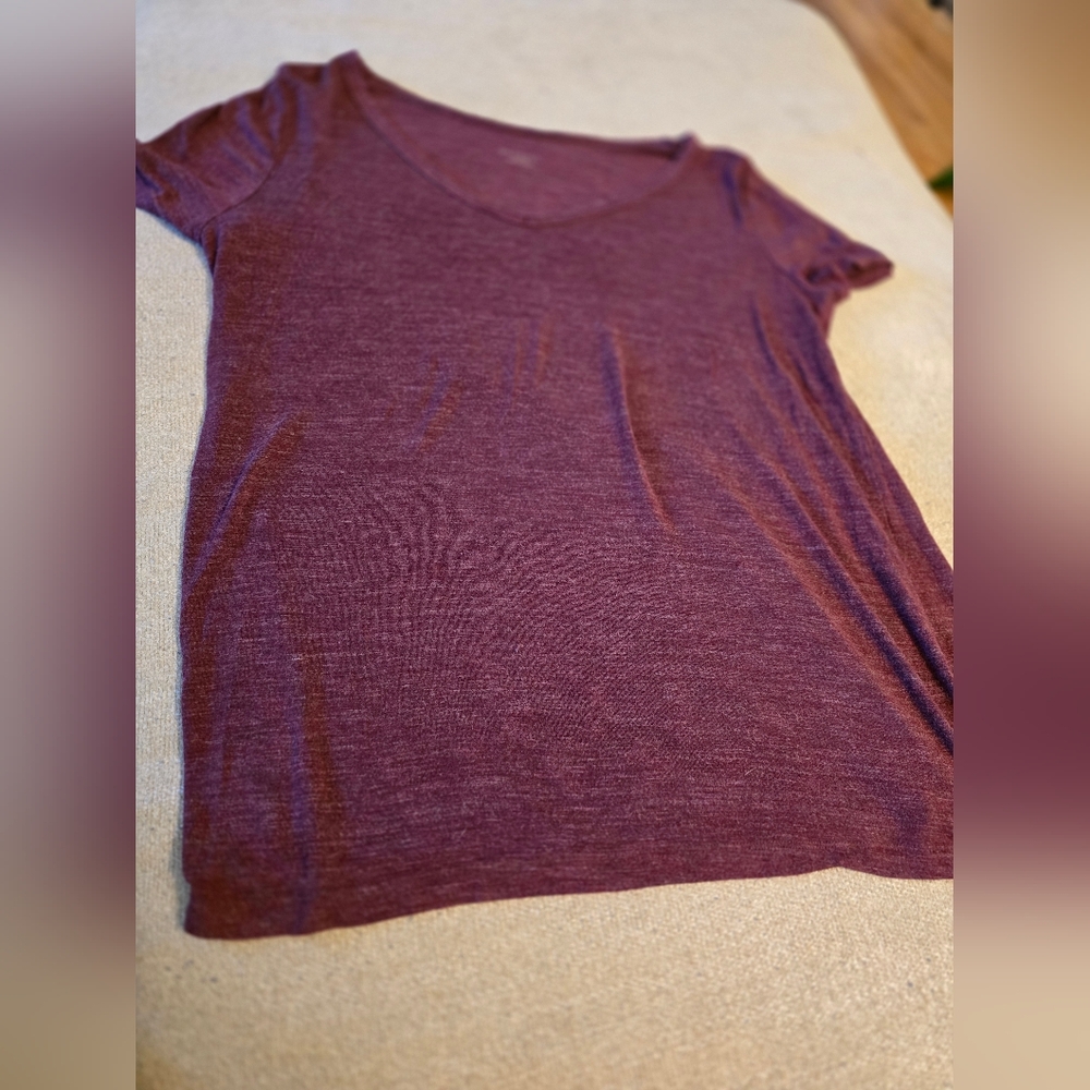 Merona XL burgundy Short Sleeve T-shirt, Good Condition